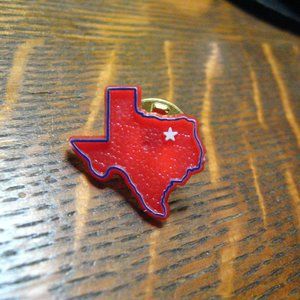 🇨🇱 Dallas Forth Worth TX Vintage Lapel Pin